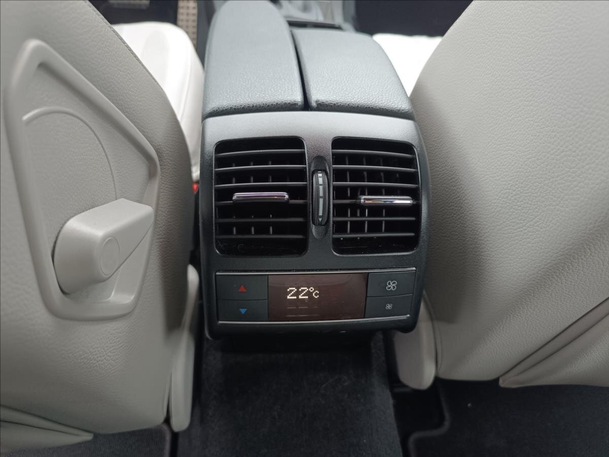 Mercedes-Benz Třídy C Kombi 2,1 l 150 kw
