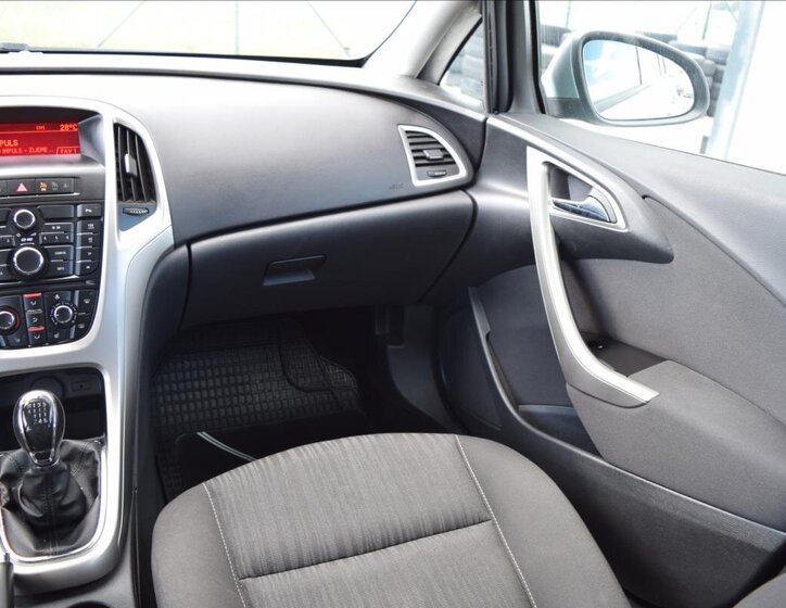 Opel Astra Kombi 1,7 l 81 kw