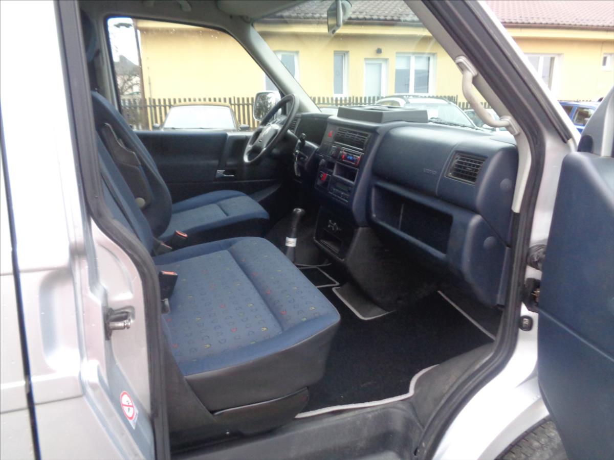 Volkswagen Caravelle