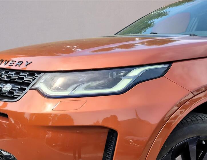 Land Rover Discovery Sport 5