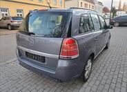 Opel Zafira 9