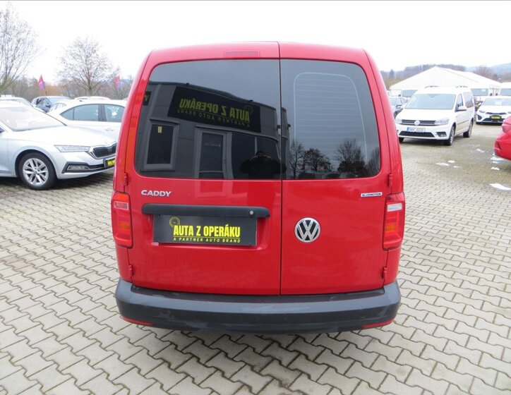Volkswagen Caddy Skříň 1,4 l 81 kw