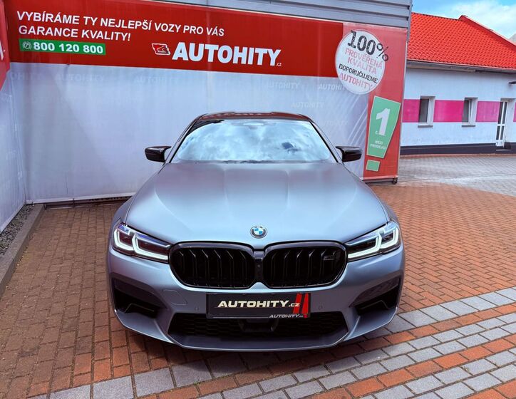 BMW M5 2