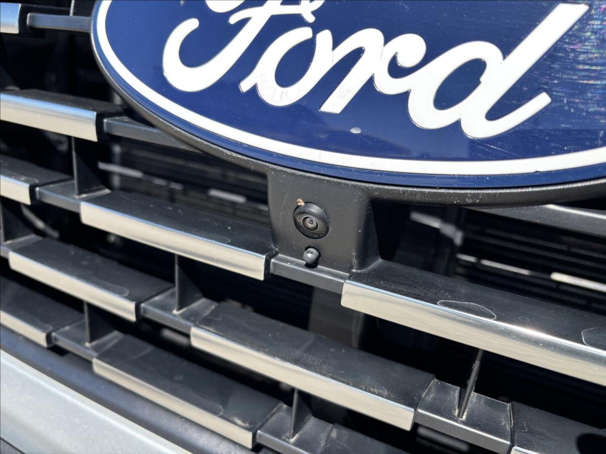 Ford Tourneo Custom Kombi 2,0 l 125 kw