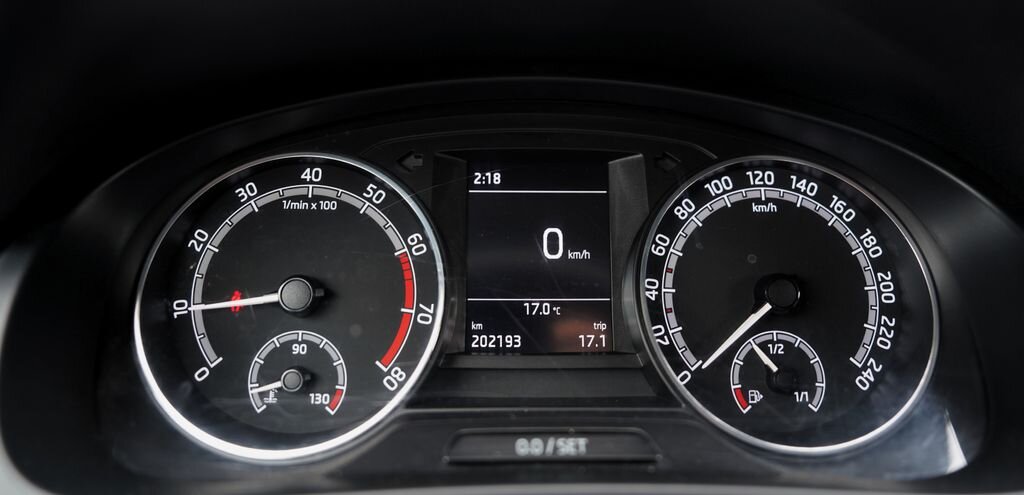 Škoda Rapid Hatchback 999,0 70 kw