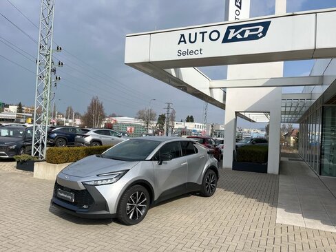 Toyota C-HR SUV / Terénní 2,0 l 112 kw