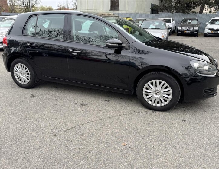 Volkswagen Golf Hatchback 1,6 l 77 kw