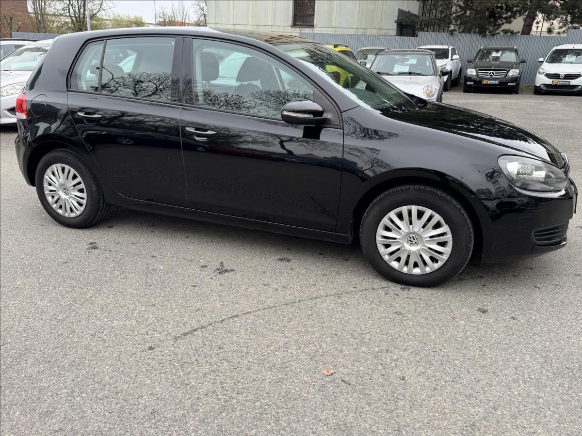 Volkswagen Golf Hatchback 1,6 l 77 kw