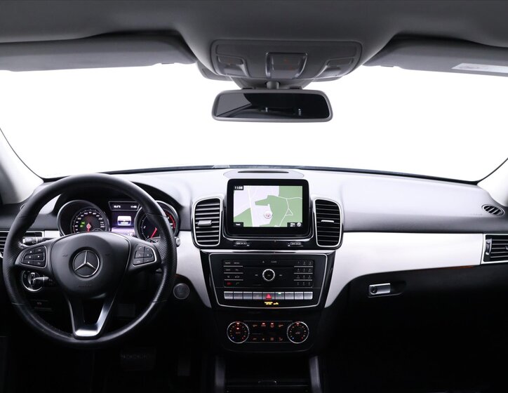 Mercedes-Benz GLE 29