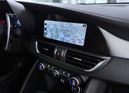 Alfa Romeo Giulia 13