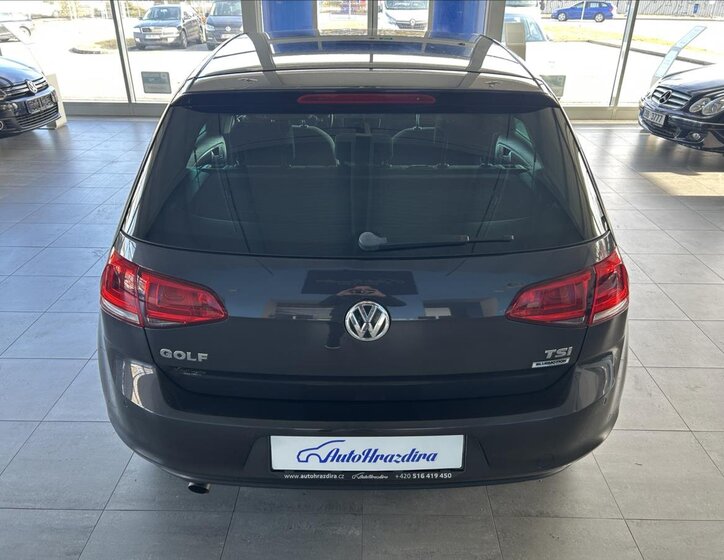 Volkswagen Golf Hatchback 1,2 l 81 kw