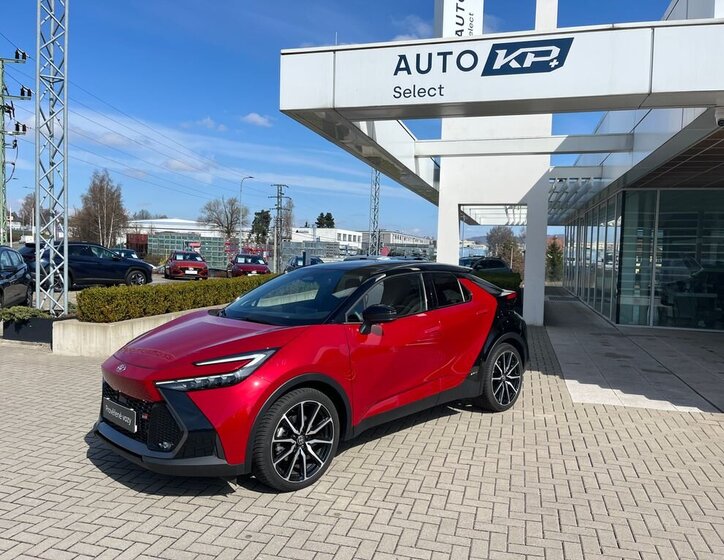 Toyota C-HR SUV / Terénní 2,0 l 112 kw