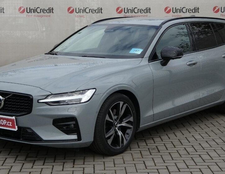 Volvo V60 Kombi 2,0 l 145 kw