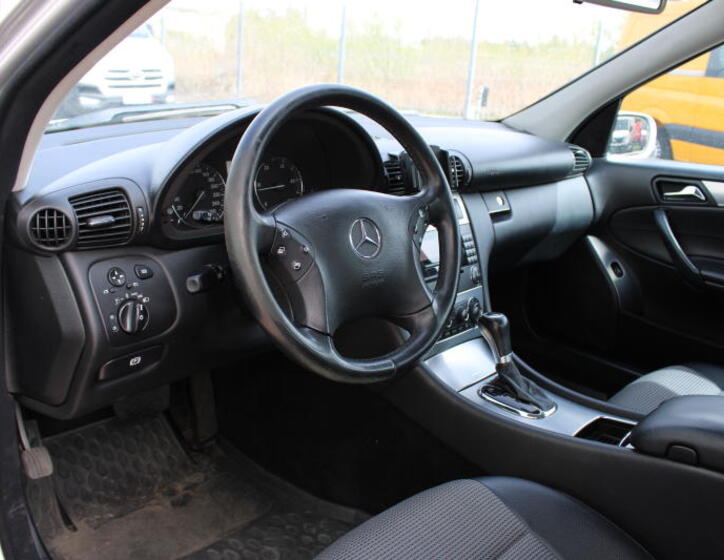 Mercedes-Benz Třídy C 7