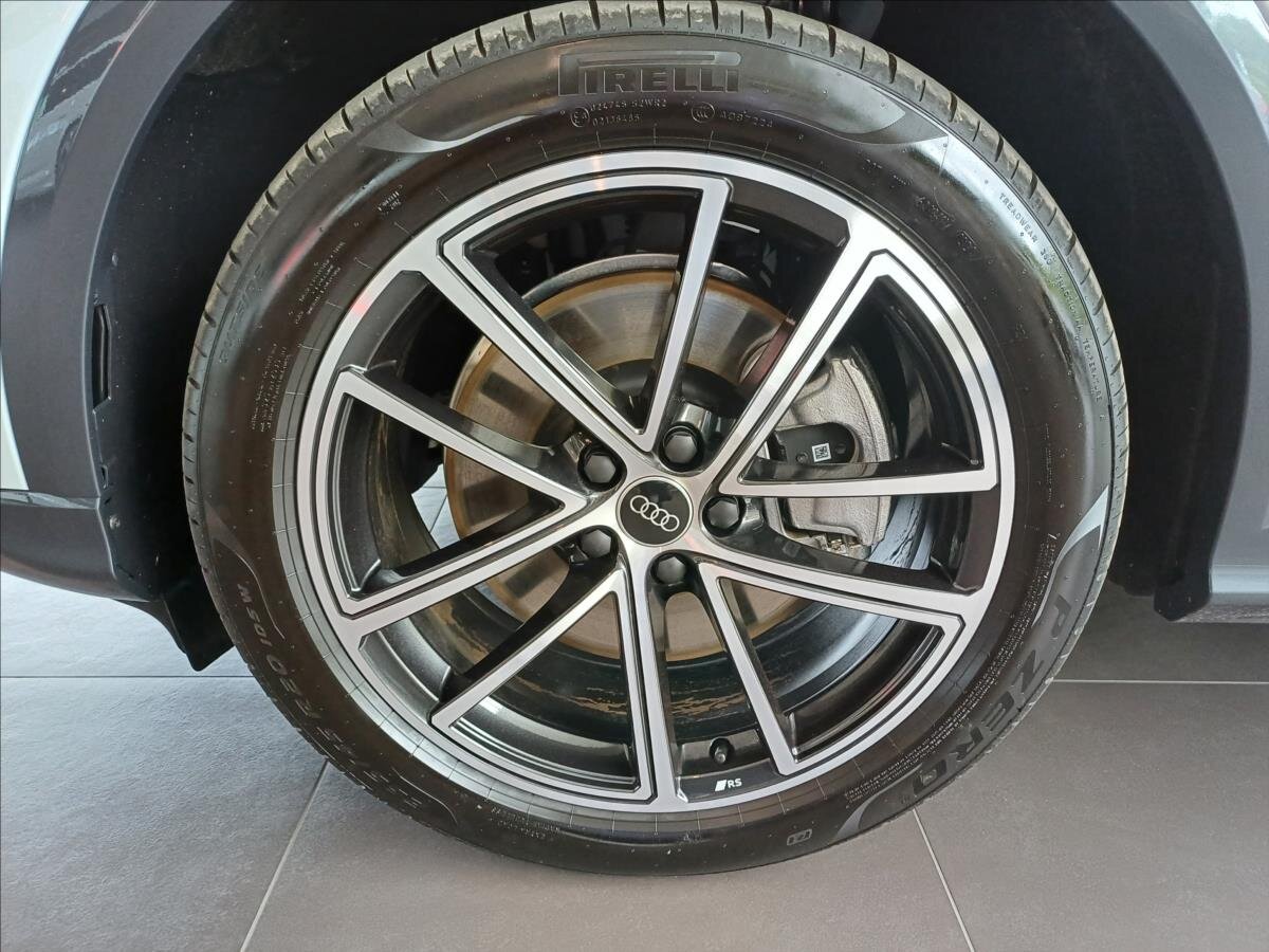 Audi Q5 SUV 2,0 l 150 kw