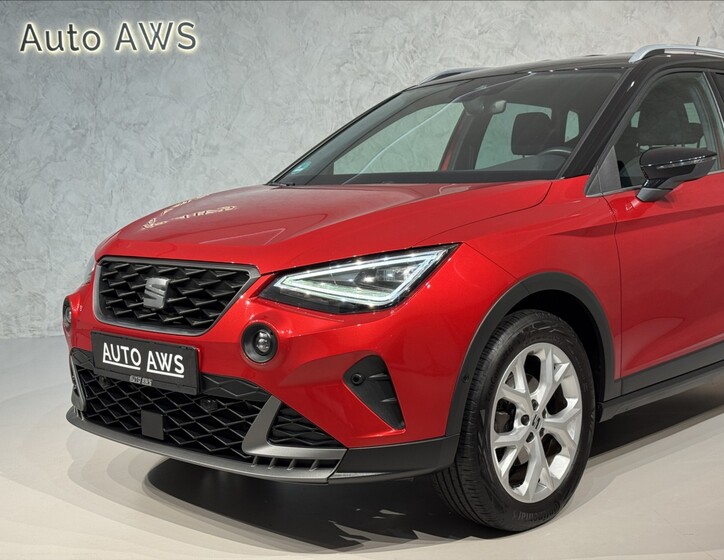 Seat Arona 4