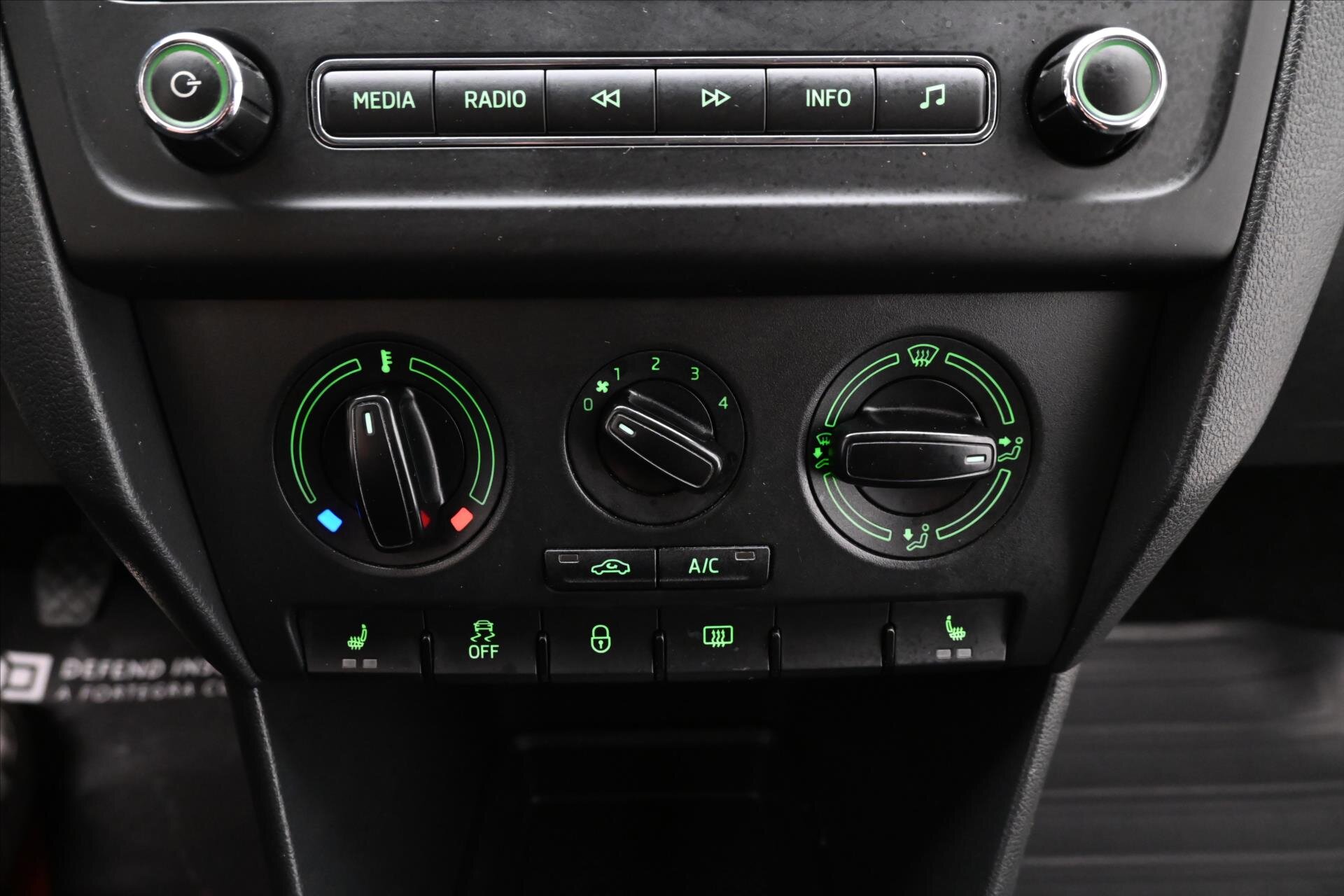 Škoda Rapid Sedan / Limuzína 1,2 l 63 kw