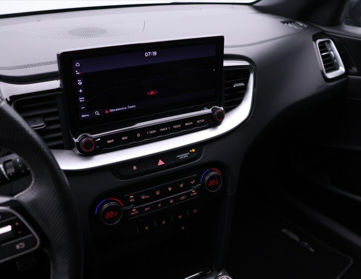 KIA ProCeed Kombi 1,5 l 117 kw