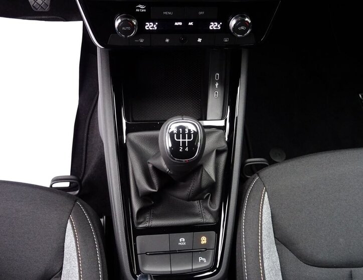 Škoda Kamiq Hatchback 999,0 70 kw