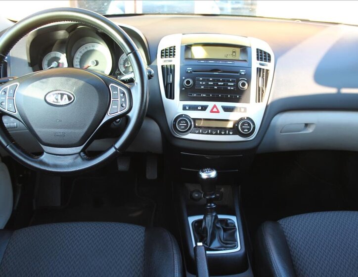 KIA Ceed 9