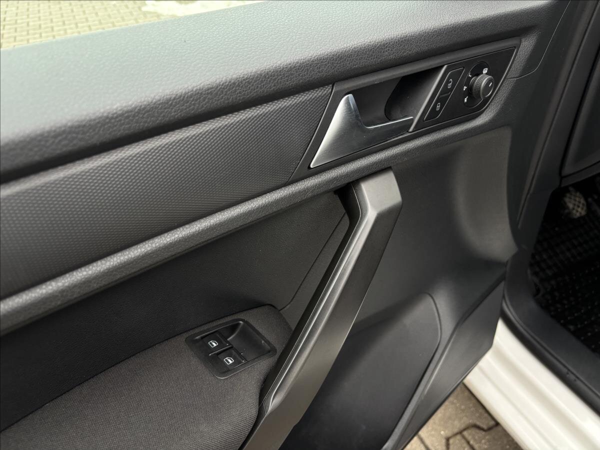 Volkswagen Caddy Kombi 1,4 l 96 kw