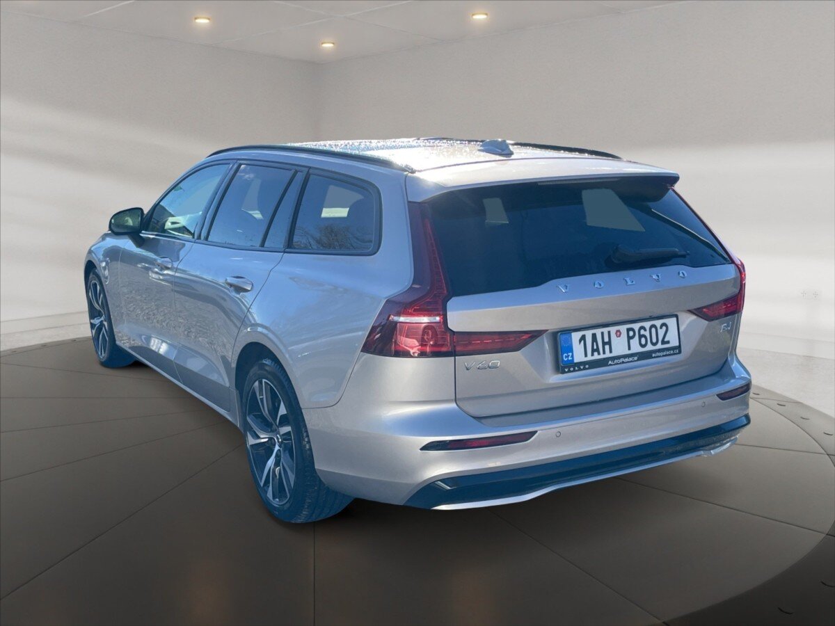 Volvo V60 Kombi 2,0 l 145 kw