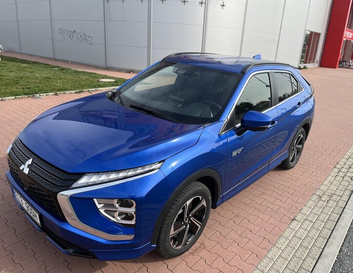 Mitsubishi Eclipse Cross SUV / Terénní 2,4 l 72 kw