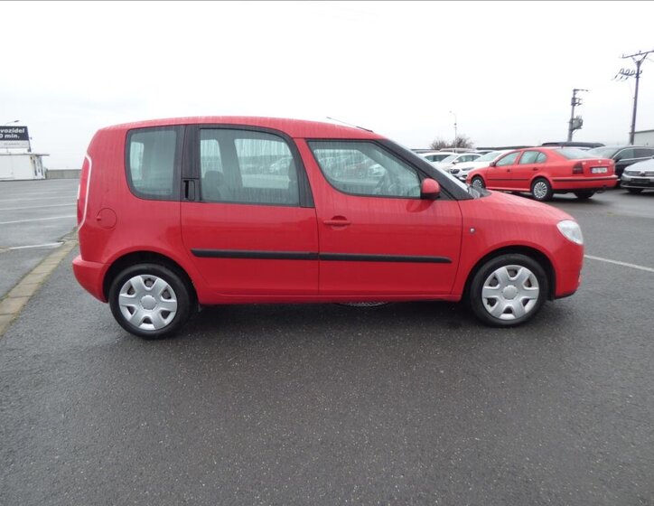 Škoda Roomster 2