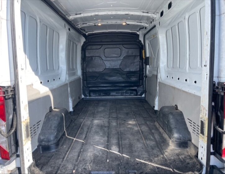 Ford Transit Skříň 2,0 l 77 kw