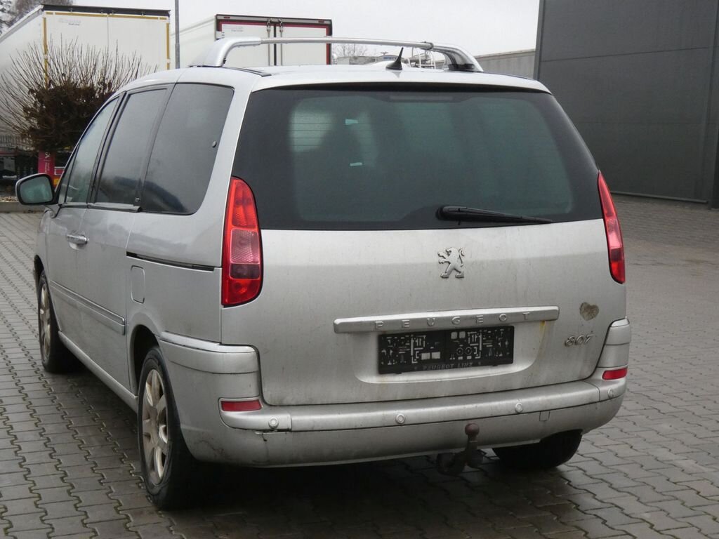 Peugeot 807 MPV 2,0 l 100 kw