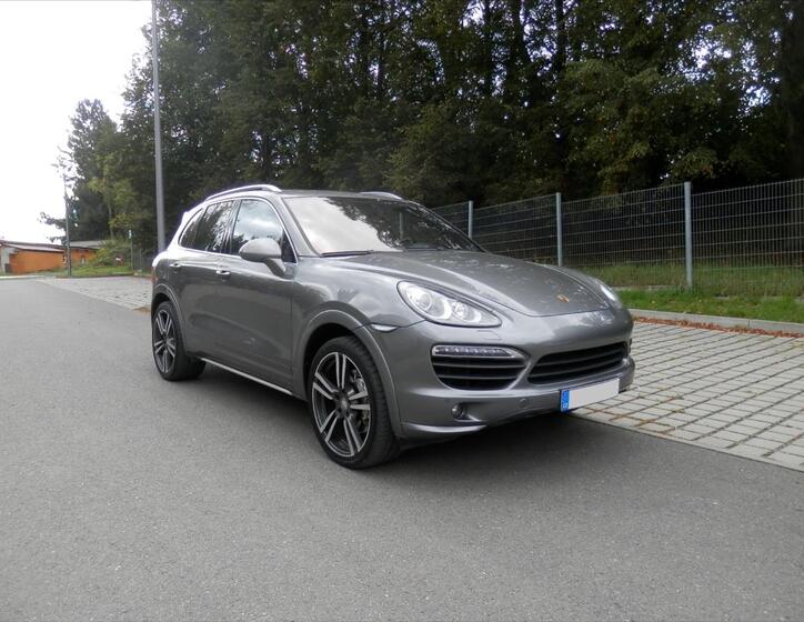 Porsche Cayenne 5