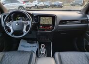 Mitsubishi Outlander 13