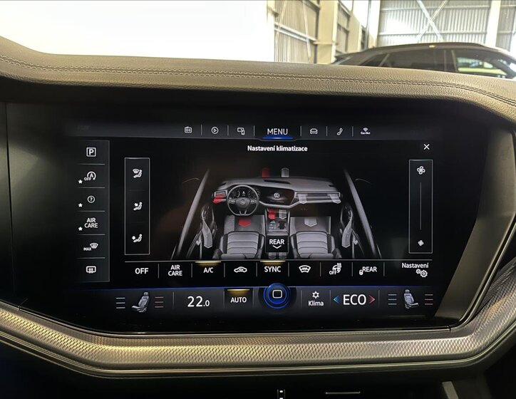 Volkswagen Touareg SUV / Terénní 3,0 l 210 kw