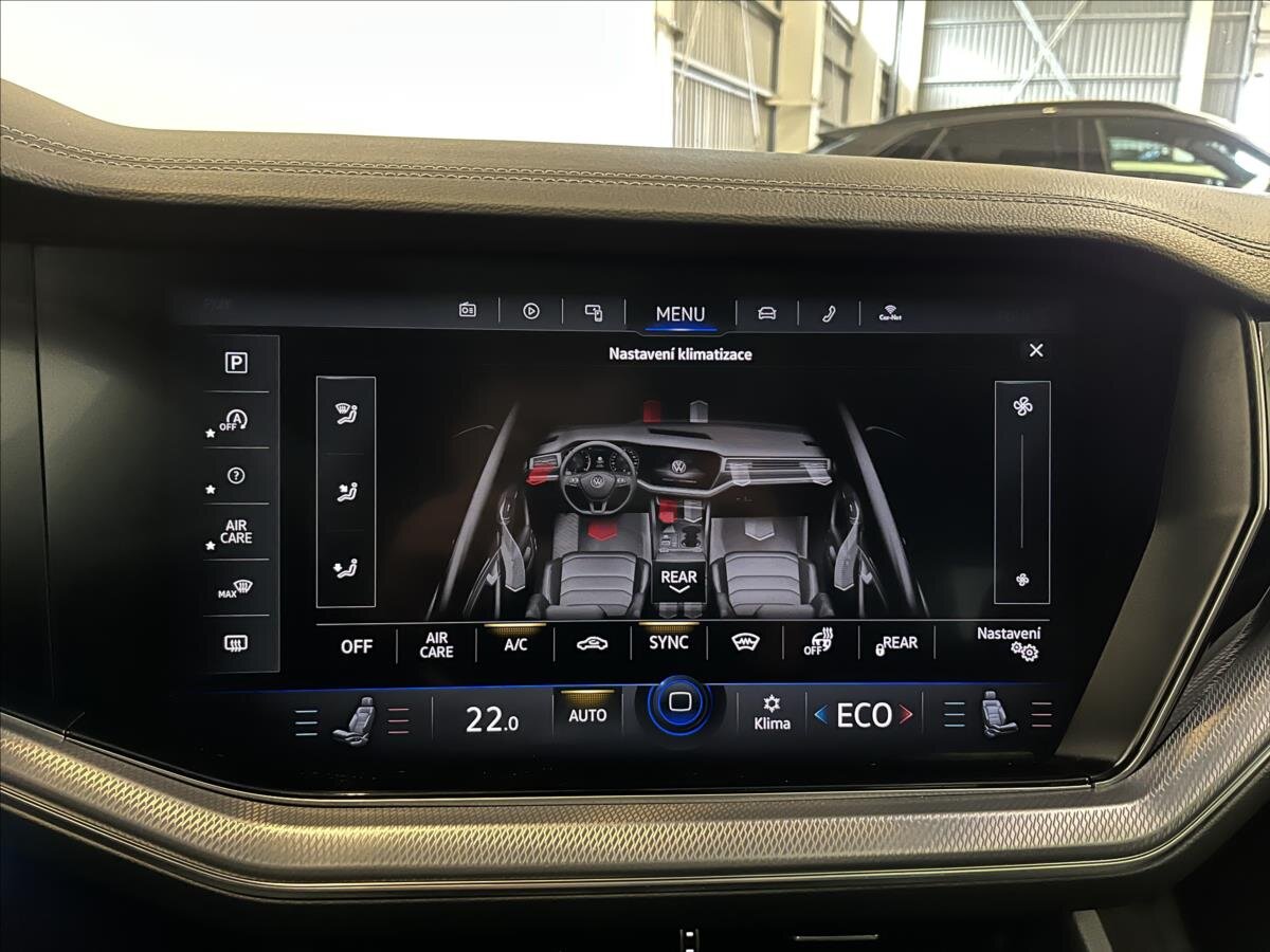 Volkswagen Touareg SUV / Terénní 3,0 l 210 kw