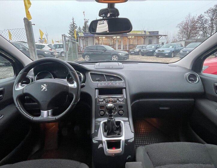 Peugeot 5008 MPV 1,6 l 88 kw