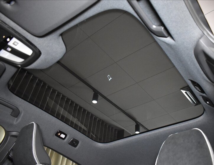 Volvo EC40 SUV / Terénní 0,0 185 kw