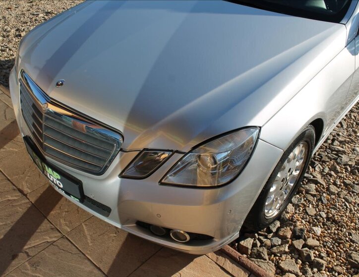 Mercedes-Benz Třídy E Kombi 2,1 l 125 kw