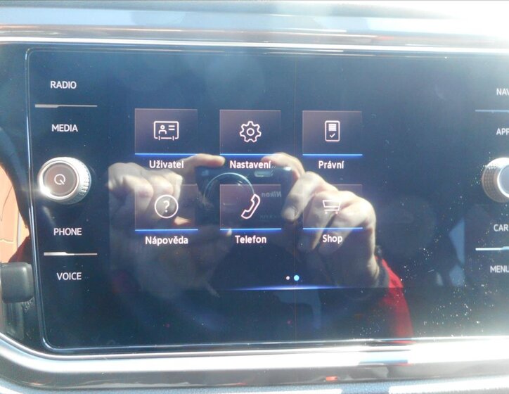 Volkswagen T-Roc SUV / Terénní 1,5 l 110 kw