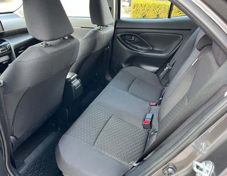 Toyota Yaris Cross 15