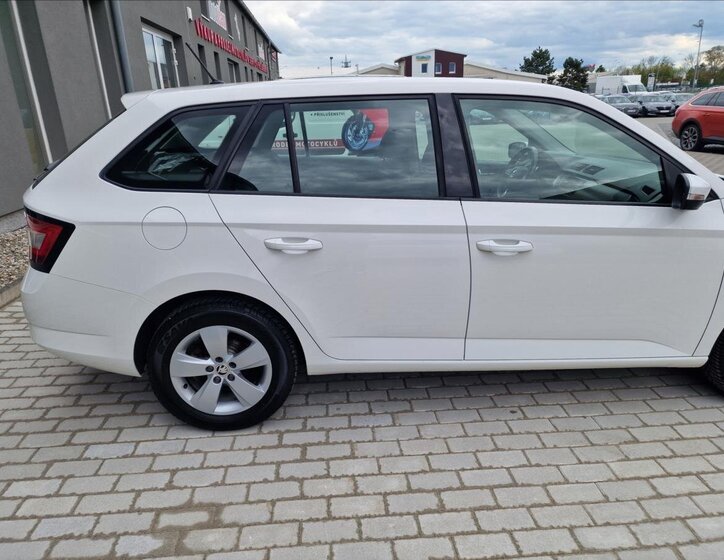 Škoda Fabia Kombi 999,0 70 kw