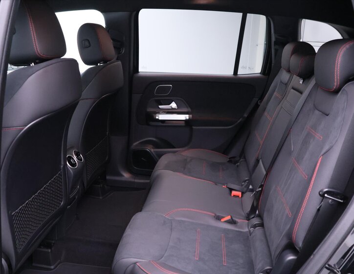 Mercedes-Benz GLB SUV 2,0 l 110 kw