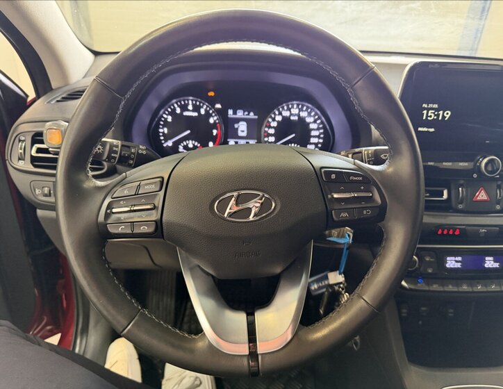 Hyundai i30 Sedan / Limuzína 1,5 l 117 kw