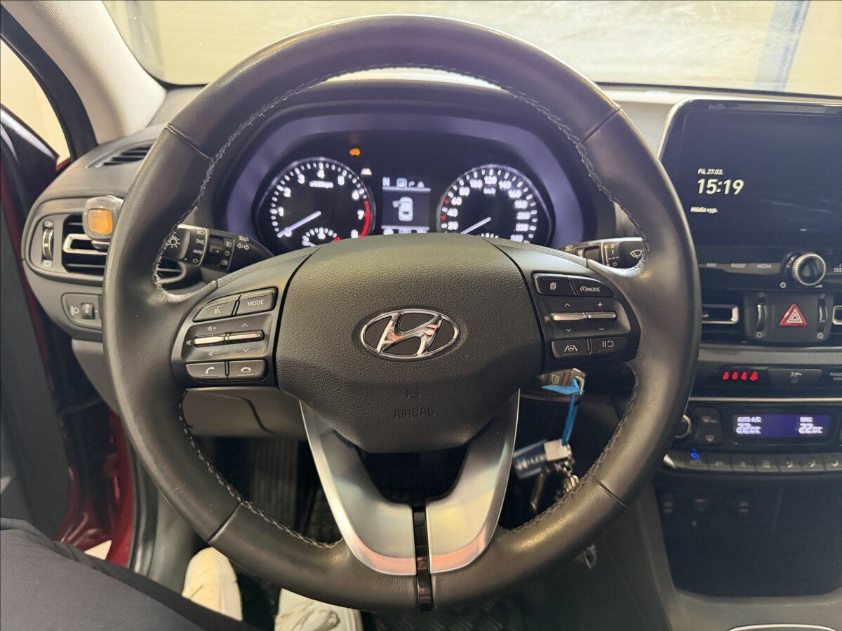 Hyundai i30 Sedan / Limuzína 1,5 l 117 kw