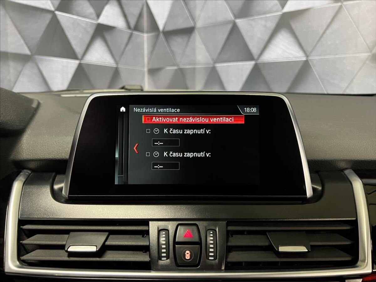 BMW Řada 2 Ostatní 1,5 l 80 kw