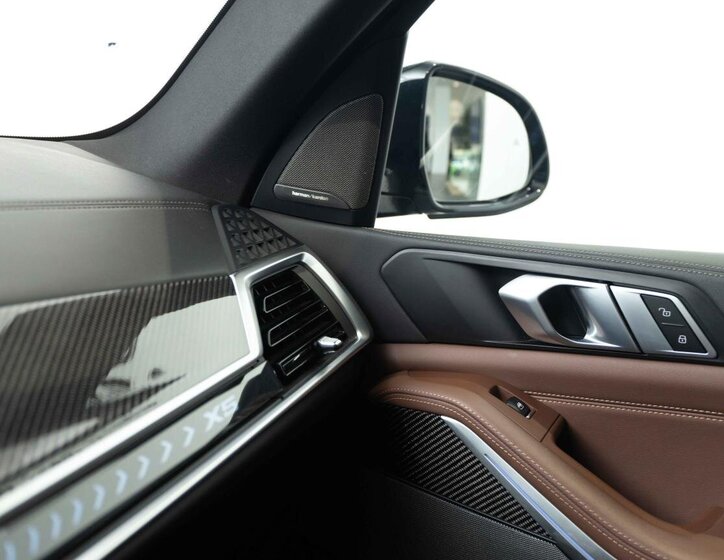 BMW X5 SUV / Terénní 3,0 l 360 kw