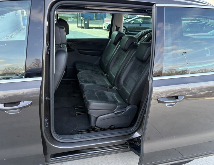 Volkswagen Sharan Kombi 2,0 l 110 kw