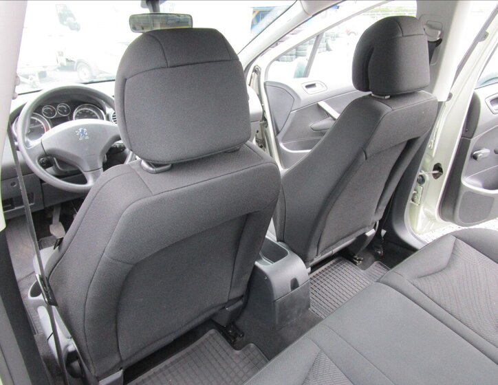 Peugeot 308 Hatchback 1,6 l 66 kw