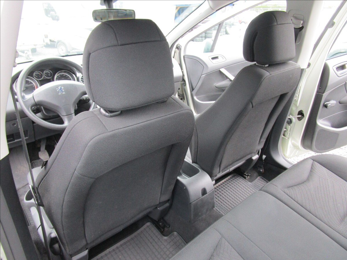 Peugeot 308 Hatchback 1,6 l 66 kw