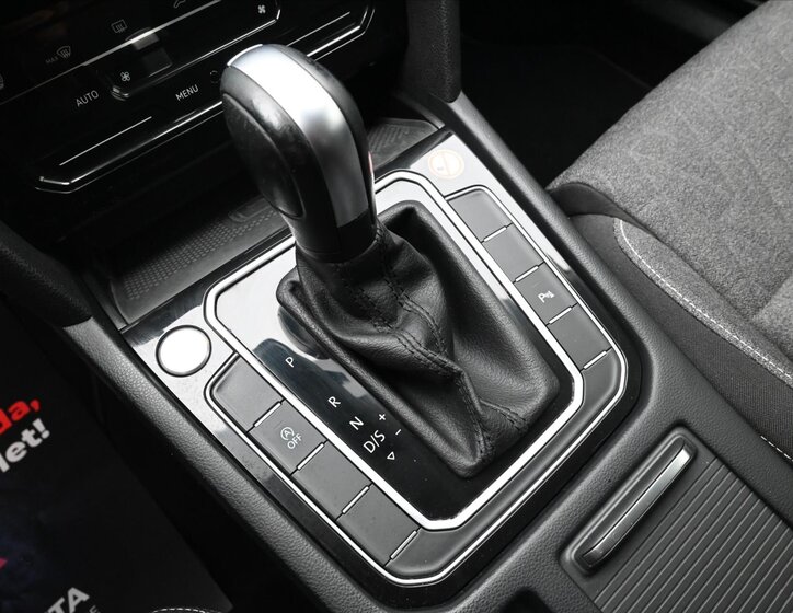 Volkswagen Passat Kombi 2,0 l 110 kw