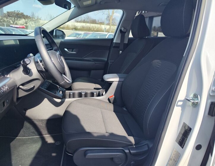 Hyundai Kona SUV / Terénní 1,6 l 102 kw